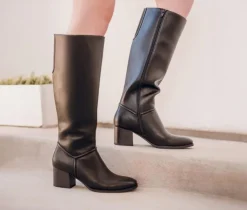 Baretraps Tall|Dress>Women's Thalia Knee High Boots