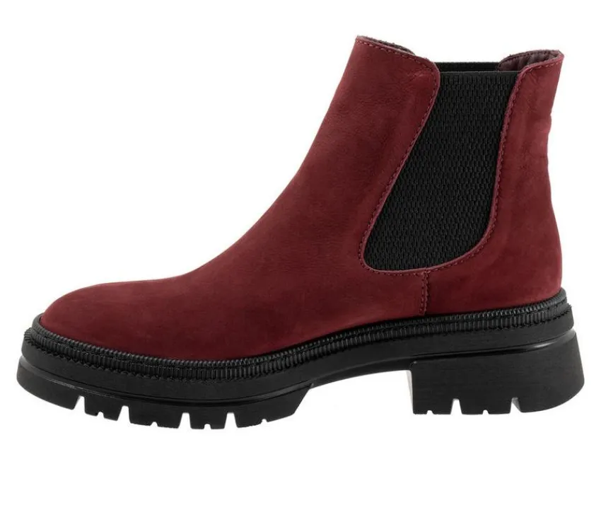 Bueno Chelsea>Women's Darla Chelsea Boots