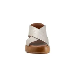 Bueno Sandals><noscript><img width=
