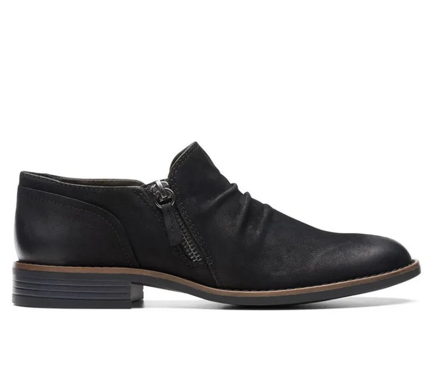 Women's Camzin Pace Low Cut Booties|Clarks Clearance
