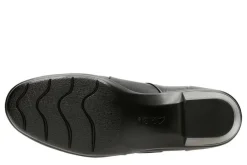 Clarks Clogs & Mules><noscript><img width=