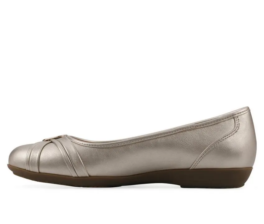 Cliffs by White Mountain Flats>Women's Calming Flats