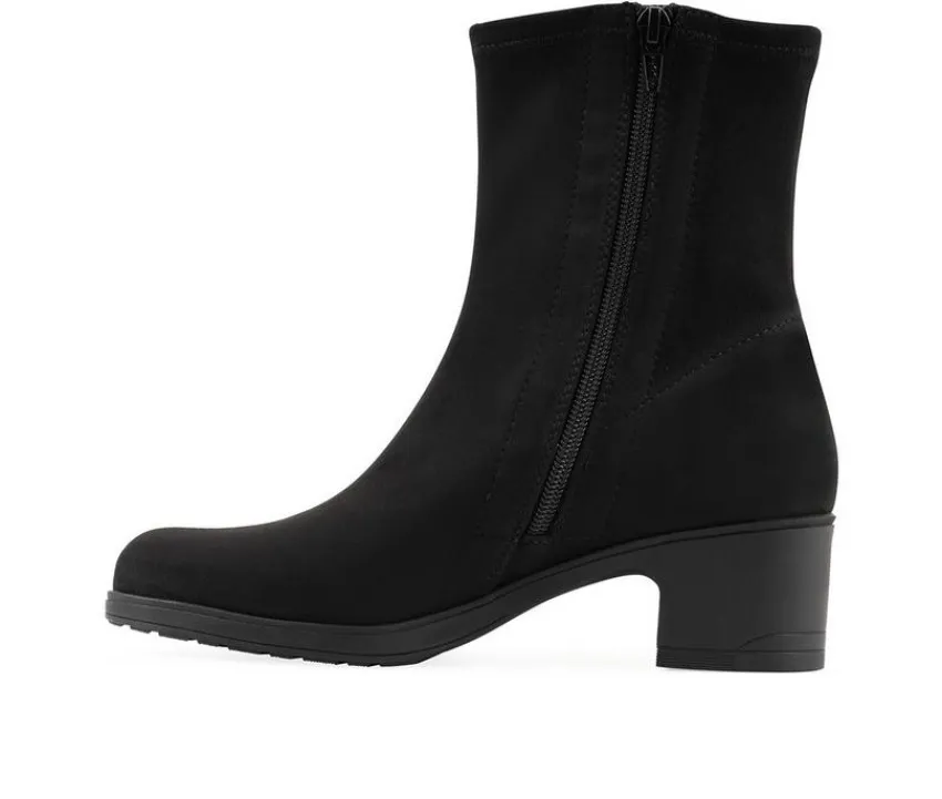 Cliffs by White Mountain Boots & Booties>Women's Huda Booties