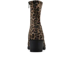 Cliffs by White Mountain Boots & Booties><noscript><img width=