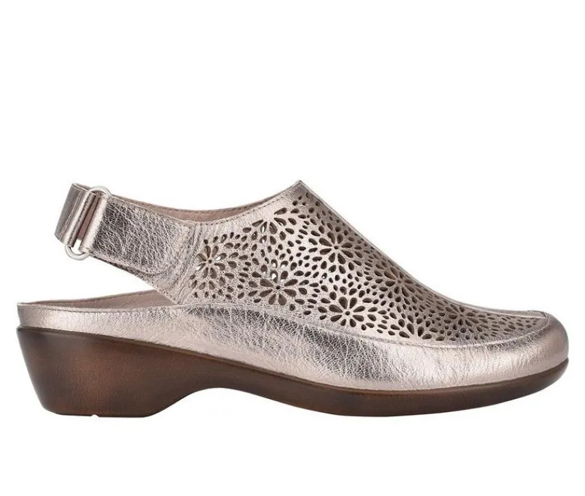 Easy Spirit Clogs & Mules>Women's Dawn Clogs