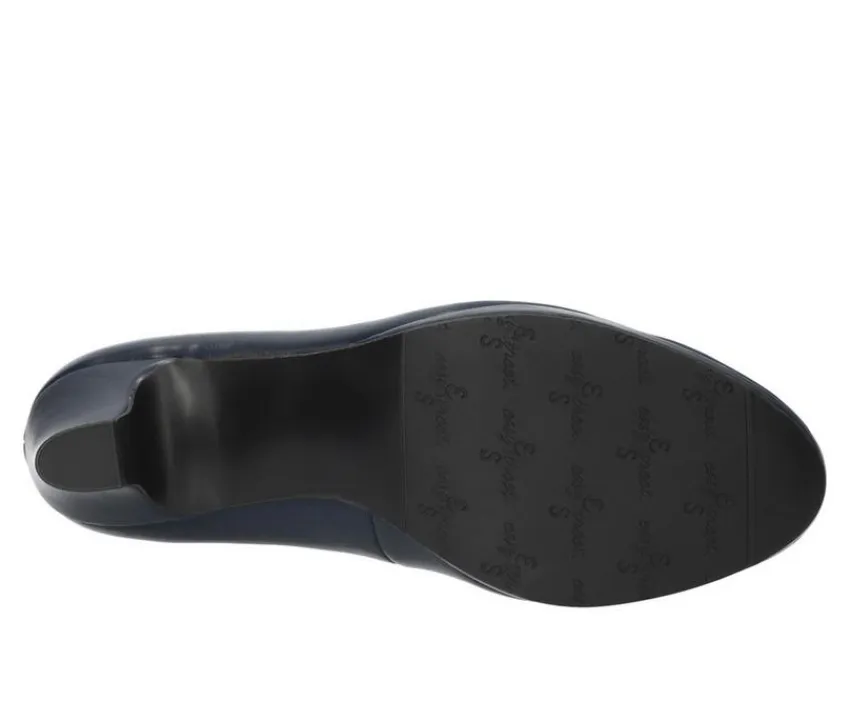 Women's Equinox Pumps|Easy Street Sale
