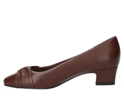 Women's Lyanna Pumps|Easy Street