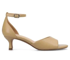 Journee Collection Pumps & Heels>Women's Jezzie Kitten Heel