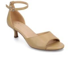 Journee Collection Pumps & Heels>Women's Jezzie Kitten Heel