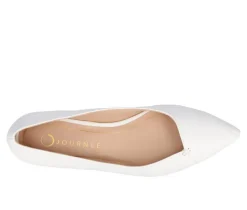 Journee Collection Flats><noscript><img width=