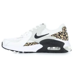 Nike Fashion & Lifestyle|Athletics & Sneakers><noscript><img width=