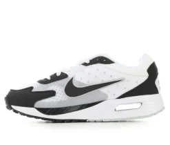 Nike Fashion & Lifestyle|Athletics & Sneakers><noscript><img width=