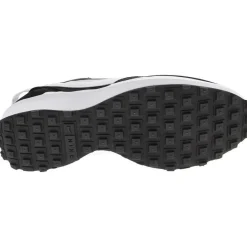 Nike Fashion & Lifestyle|Athletics & Sneakers><noscript><img width=