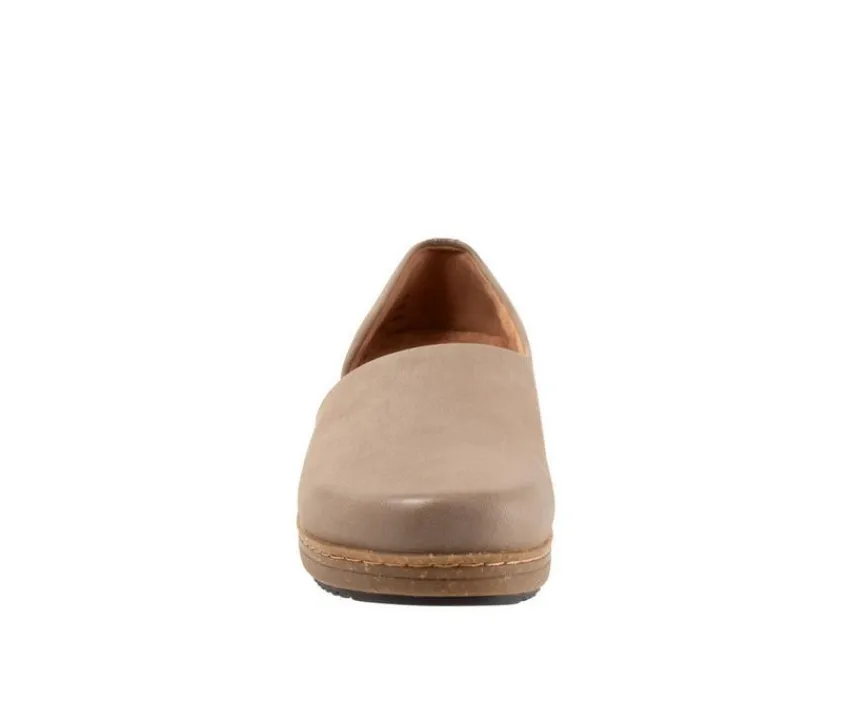 Softwalk Boat Shoes & Slip-Ons>Women's Addie Low Wedge Casual Shoes