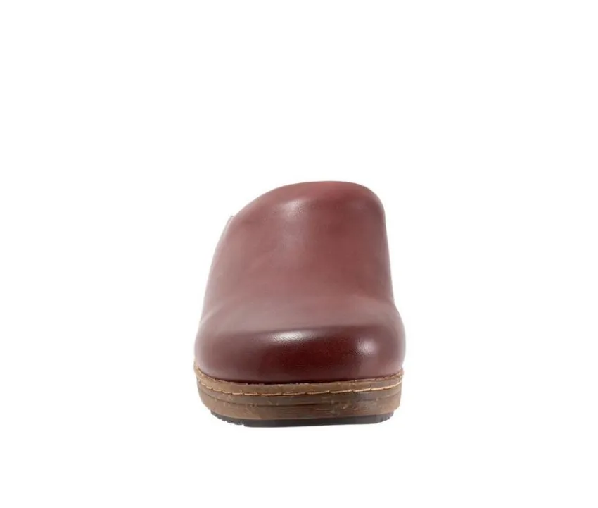 Softwalk Clogs & Mules>Women's Arvada Clogs