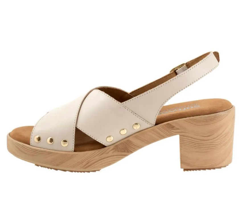 Women's Florence Clogs|Softwalk Outlet