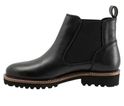 Softwalk Boots & Booties><noscript><img width=