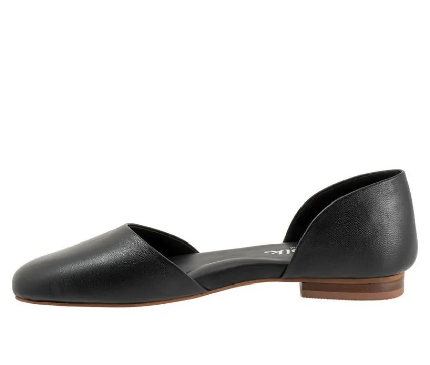 Women's Kamari Flats|Softwalk Outlet