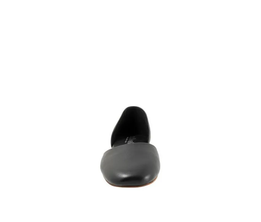 Women's Kamari Flats|Softwalk Outlet