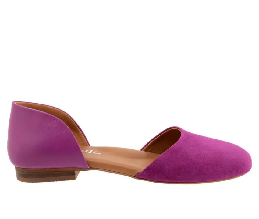 Women's Kamari Flats|Softwalk Clearance