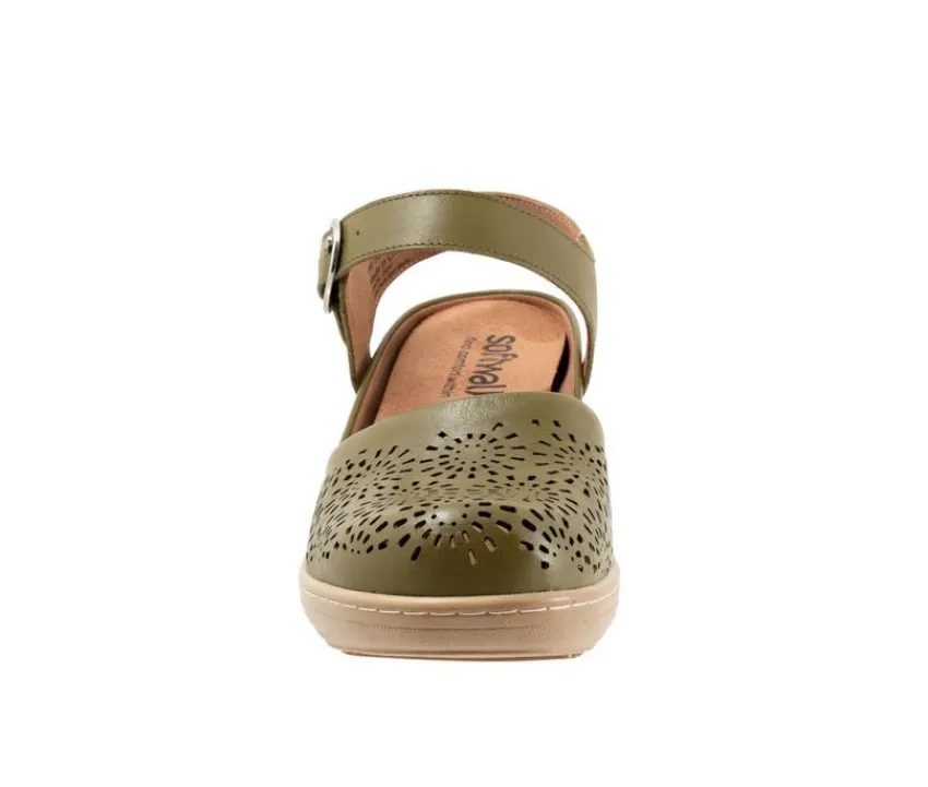 Softwalk Clogs & Mules>Women's Mabelle Perf Clogs
