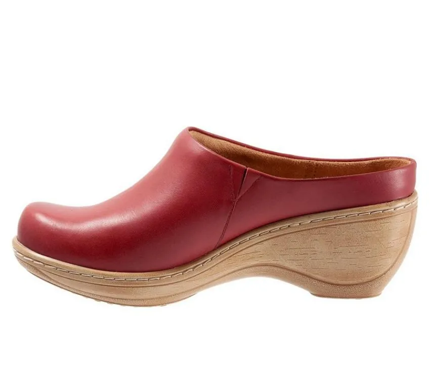 Softwalk Clogs & Mules>Women's Madison Clogs