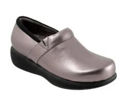 Softwalk Clogs & Mules>Women's Meredith Sport Clogs
