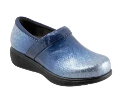 Softwalk Clogs & Mules>Women's Meredith Sport Clogs