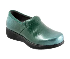 Softwalk Clogs & Mules>Women's Meredith Sport Clogs