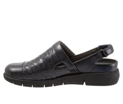 Softwalk Clogs & Mules><noscript><img width=