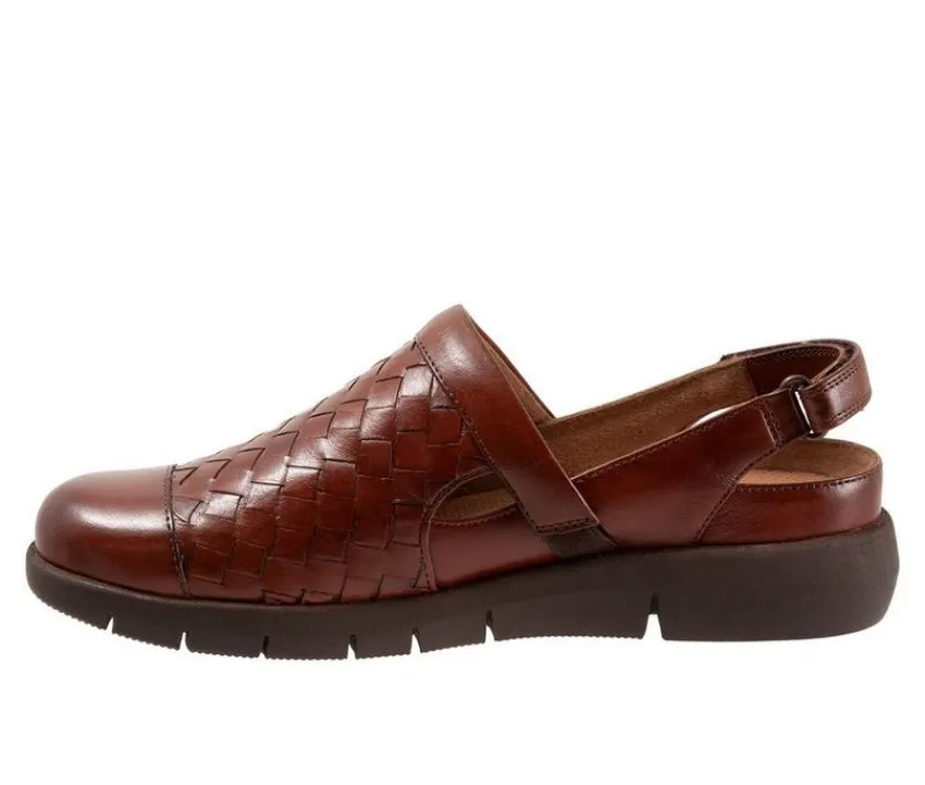 Women's Salina Woven II Clog|Softwalk Sale
