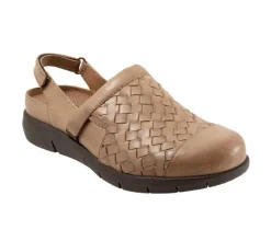 Softwalk Clogs & Mules>Women's Salina Woven II Clog