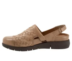 Softwalk Clogs & Mules><noscript><img width=
