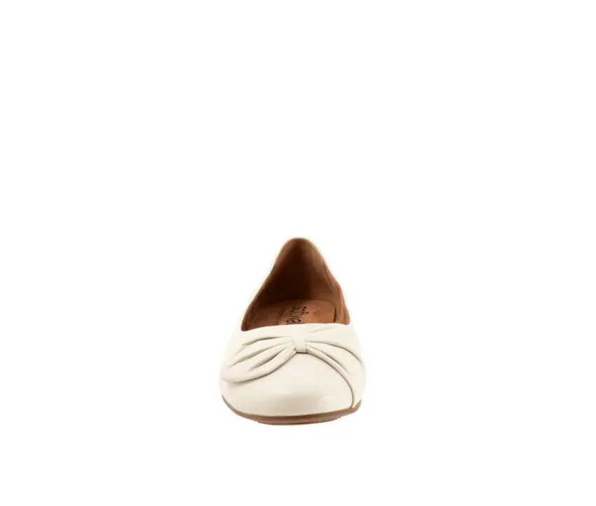 Softwalk Flats>Women's Sofia Flats