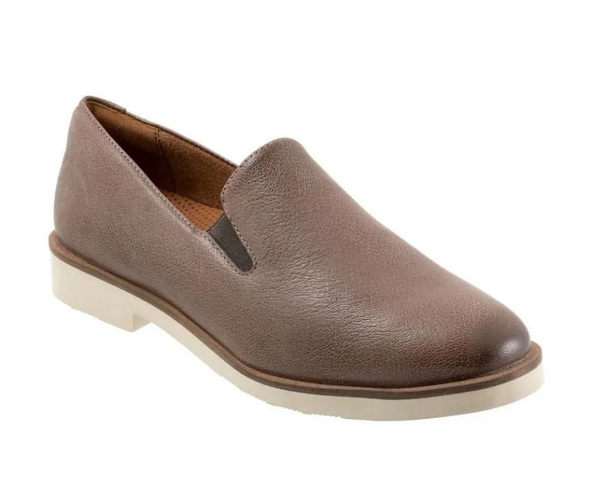 Softwalk Loafers & Oxfords>Women's Whistle II Heeled Loafers