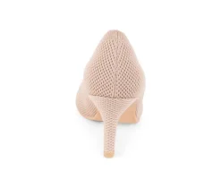 Women's Taj Pumps|Tahari Hot